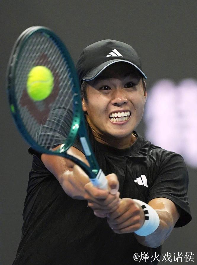 梅德韦杰夫决胜盘退赛 勒纳-钱首次晋级巡回赛决赛 梅德韦杰夫决胜盘退赛 勒纳-钱首次晋级巡回赛决赛