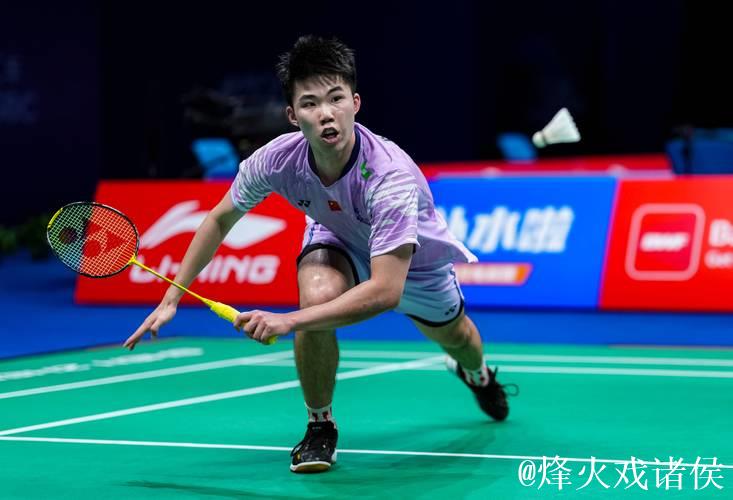中国羽毛球大师赛:翁泓阳力克小波波夫挺进决赛 中国羽毛球大师赛:翁泓阳力克小波波夫挺进决赛