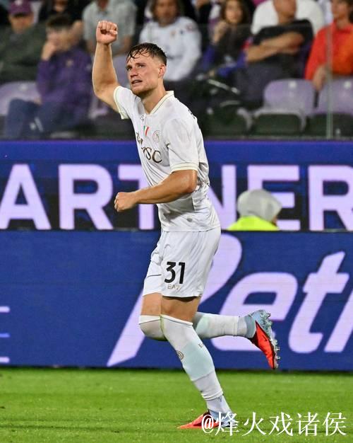 意甲-霍伊伦梅开二度伊尔迪兹建功 那不勒斯2-1力克尤文图斯 意甲-霍伊伦梅开二度伊尔迪兹建功 那不勒斯2-1力克尤文图斯